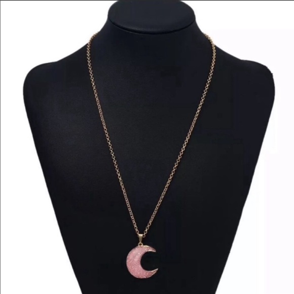 NWOT. Druzy Quartz Moon Pendant 🌙 - Picture 2 of 6